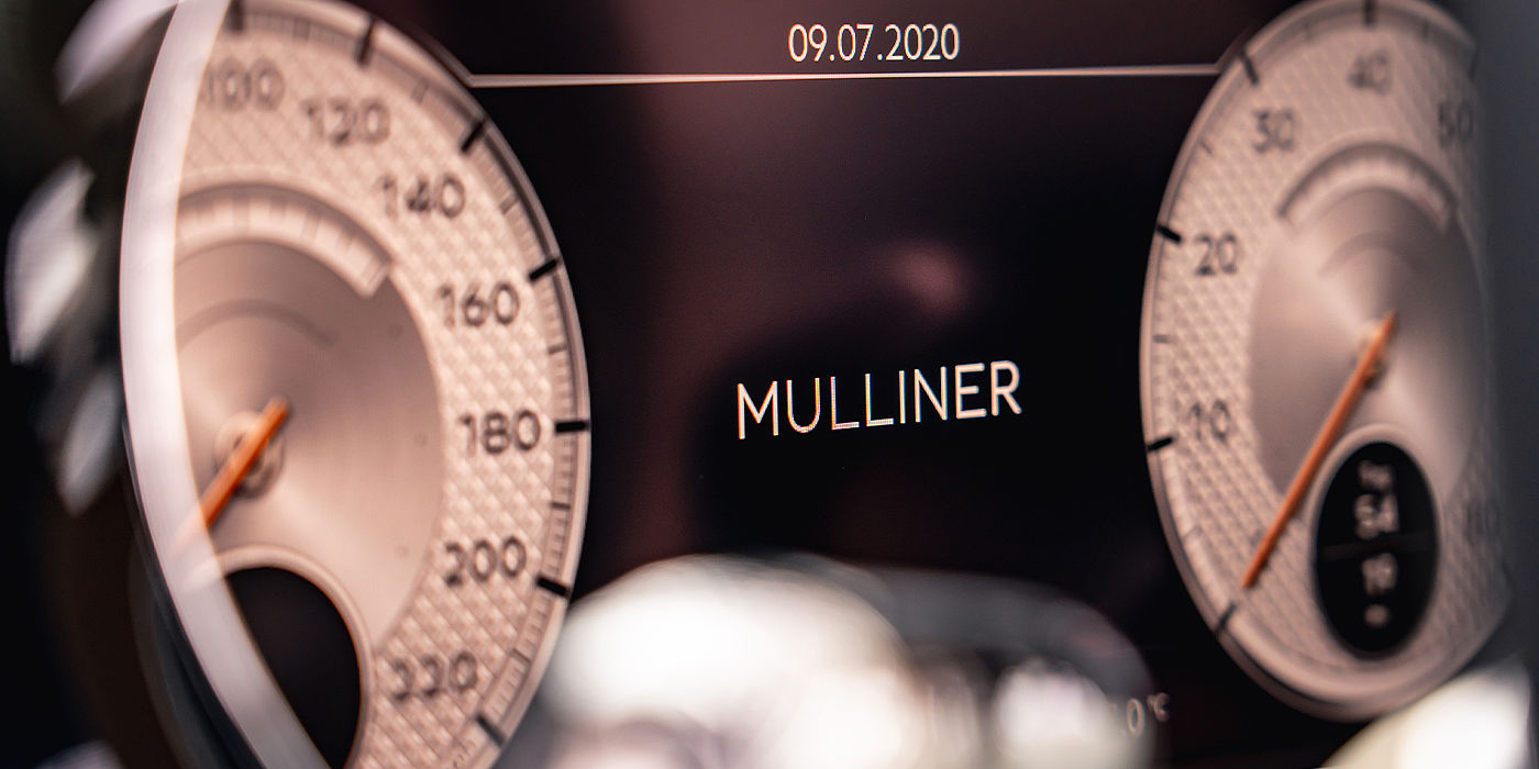 Bentley Manchester Bentley Continental GT Mulliner coupe Mulliner dial detail