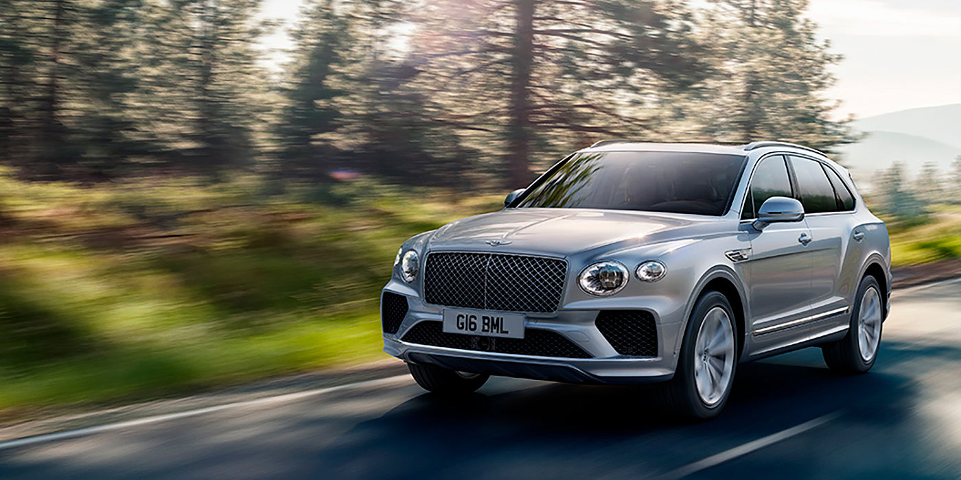 Jordan Butters – Photographer - BENTLEY BENTAYGA ARM CAR