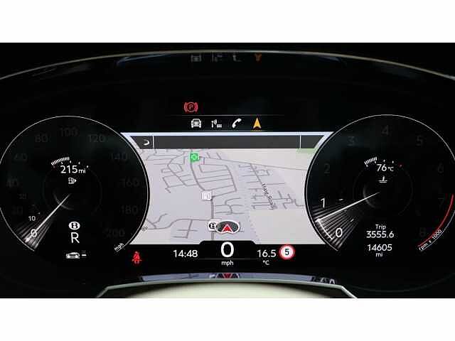 11:Bentley Bentayga First Edition V8, SUV, Moonbeam, Bentley Manchester