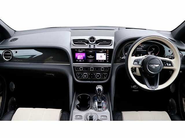 3:Bentley Bentayga First Edition V8, SUV, Moonbeam, Bentley Manchester